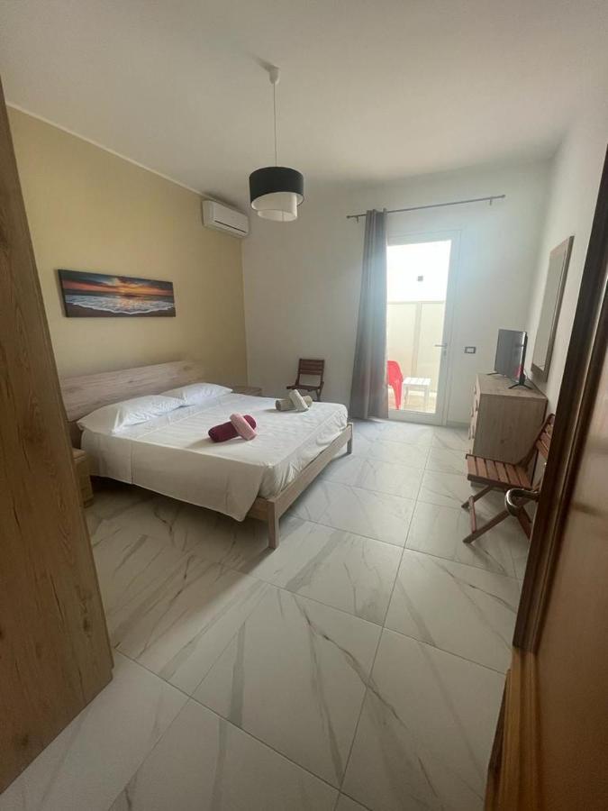 Camere Lorenzo Porto Cesareo Buitenkant foto